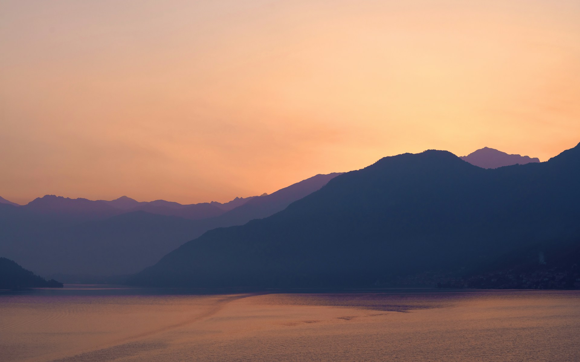 Lake Como with Saharan dust brought by Scirocco wind
